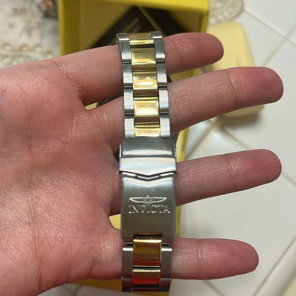 Invicta Watch - Picture 4 of 5